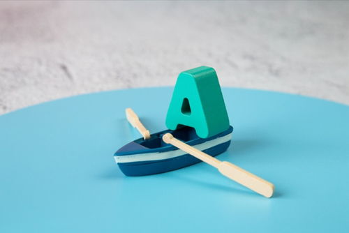 中國股市傳媒板塊再度翻紅，8大龍頭深度解析，探尋投資機遇